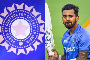 IND vs AUS: రాహుల్ కోసం ఎంతమందిని బలి చేస్తారు? పాపం సంజూ, సర్ఫరాజ్.. బీసీసీఐపై ఫ్యాన్స్ ఫైర్