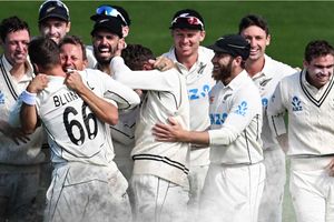 ENGvsNZ : చివరి వరకు చెమటలు పట్టించిన మ్యాచ్.. క్రికెట్ చరిత్రలో బెస్ట్ అంటున్న ఫ్యాన్స్..!