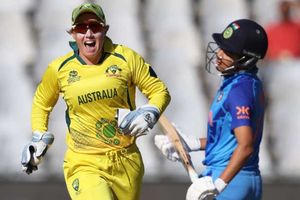 Women's T20 World Cup : మ్యాచ్‌ను మలుపు తిప్పిన రనౌట్.. ఆ తర్వాత ఫలితం మారింది!