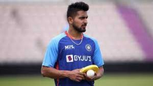 ఉమ్రాన్ మాలిక్ వంటి బౌలర్ పాకిస్థాన్‌లో గల్లీకొకడు ఉంటాడు: మాజీ క్రికెటర్