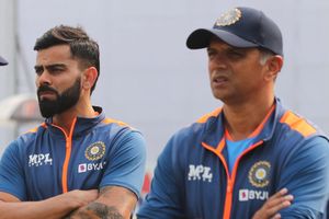 IND vs AUS: అంపైర్ తప్పుడు నిర్ణయానికి విరాట్ కోహ్లీ బలి.. మండిపడ్డ రాహుల్ ద్రవిడ్! (వీడియో)