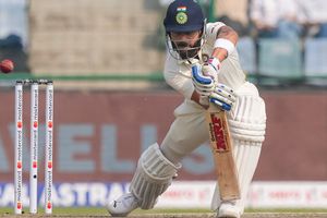 IND vs AUS: విరాట్ కోహ్లీ అరుదైన ఘనత.. సచిన్ ఆల్‌టైమ్ రికార్డు బద్దలు!