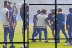 కోహ్లీ సాబ్.. ఆ పిల్లోడికి ఇంకా పెళ్లికాలేదు! అక్కడ కొడతావేంది?