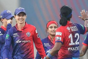 RCBvsDC : ఆ ముగ్గురూ పోరాడినా.. ఆర్సీబీని ఒంటిచేత్తో ఓడించిన నోరిస్!