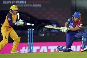 WPL 2023: యూపీ వారియర్స్‌పై ఘన విజయం.. ఫైనల్‌ చేరిన ఢిల్లీ!