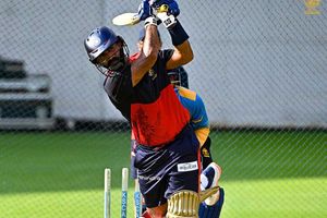 IPL 2023 : చిన్నస్వామి స్టేడియానికి ఆర్సీబీ టీం.. ప్రాక్టీస్ మొదలు!