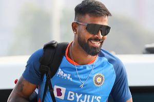 INDvsAUS : తొలి వన్డేలో ఓపెనర్లు వాళ్లిద్దరే.. టెస్టు ఫ్యూచర్‌పై హార్దిక్ పాండ్యా షాకింగ్ కామెంట్స్!