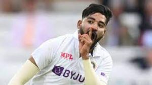 సిరాజ్‌కు బదులు అతన్ని తీసుకోవాల్సింది: డానిష్ కనేరియా