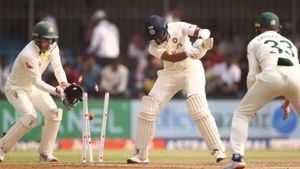 IND vs AUS: పాపం.. టీమిండియా బ్యాటర్ల తప్పేం లేదు! అంతలా టర్న్ అయితే ఎవ్వడూ ఆడలేడు!