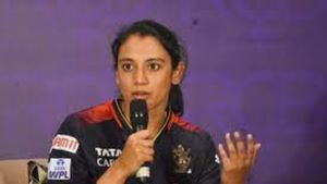 ఆ ఒక్క తప్పిదమే మా ఓటమిని శాసించింది: స్మృతి మంధాన