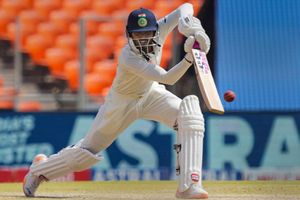 INDvsAUS : షార్ట్ బాల్‌తో ప్లాన్ వేసిన గ్రీన్.. చుక్కలు చూపించిన భరత్.. వీడియో వైరల్!