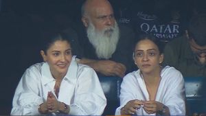 RCB vs LSG మ్యాచ్‌లో మెరిసిన బాలీవుడ్ బ్యూటీ!