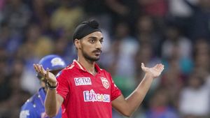 MIvsPBKS : మరో లాస్ట్ ఓవర్ థ్రిల్లర్.. ముంబైని ఓడించిన అర్షదీప్!