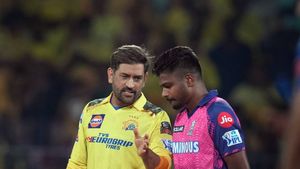 CSKvsRR : ఆ కుర్రాళ్లిద్దరూ సూపర్.. ఆ సిక్సర్‌తోనే మ్యాచ్ పోయింది: ధోనీ