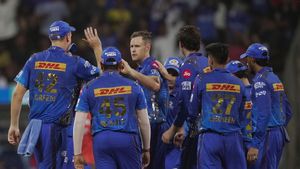MI Playing XI vs DC: రూ.17 కోట్ల ఆటగాడిపై వేటు! ఢిల్లీతో ఆడే ముంబై జట్టు ఇదే!