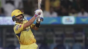 MI vs CSK: రఫ్ఫాడించిన రహానే.. వణికిపోయిన కుర్ర బౌలర్.!