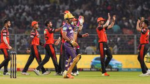 SRHvsKKR : చివరి ఓవర్లో ఉమ్రాన్ సూపర్ బౌలింగ్.. సన్‌రైజర్స్ థ్రిల్లింగ్ విక్టరీ!