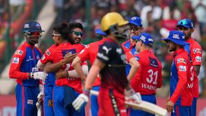 ఫుల్ టాస్‌కు ఔటయ్యా.. ఇజ్జత్ పోయింది: విరాట్ కోహ్లీ