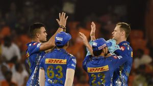 SRH vs MI: అదరగొట్టిన అర్జున్ టెండూల్కర్.. ముంబై ఇండియన్స్ హ్యాట్రిక్!