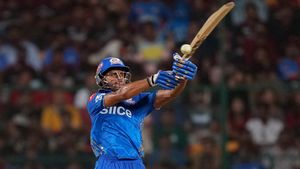 IPL 2023: అప్పుడు రాయుడు.. ఇప్పుడు తిలక్! అంబాని టీమ్‌కు అండగా తెలుగోడు!