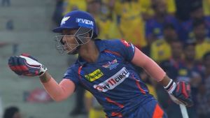 LSG vs CSK: కోహ్లీ సెలెబ్రేషన్‌ను కాపీ కొట్టిన గంభీర్ ప్రియ శిష్యుడు!