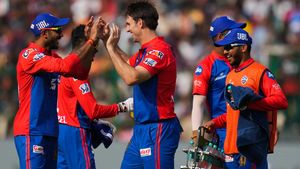 IPL 2023 : ఢిల్లీ అదే తప్పు మళ్లీ మళ్లీ చేస్తోంది.. మండిపడిన మాజీ లెజెండ్!