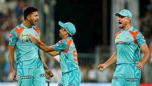 KKRvsLSG : గెలిస్తే ప్లేఆఫ్స్ బెర్తు ఖాయం.. విజయంతో లీగ్‌ను లక్నో ముగిస్తుందా?