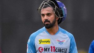 ట్రోలింగ్ ఆటగాళ్లను దెబ్బతీస్తోంది.. తిట్టడం వారి హక్కు అన్నట్లు తిడుతున్నారు: కేఎల్ రాహుల్