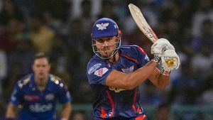 LSGvsMI : హల్క్ హిట్టింగ్.. స్టొయినిస్ సూపర్ ఇన్నింగ్స్‌తో ముంబై ముందు టఫ్ టార్గెట్!