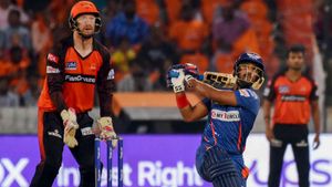 SRH vs LSG: ఒకే ఓవర్‌లో 5 సిక్స్‌లు.. నికోలస్ పూరన్ విధ్వంసం!