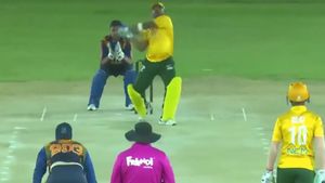 ఒకే ఓవర్‌లో 46 పరుగులు! (వీడియో)