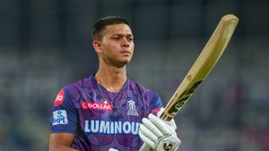 PBKSvsRR : కోహ్లీ నుంచి జైస్వాల్ ఆ కళ నేర్చుకున్నాడు: వీరేంద్ర సెహ్వాగ్