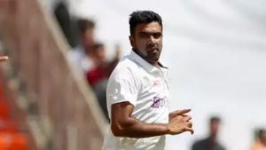 ఒకప్పుడు జట్టులో అందరూ స్నేహితులే.. ఇప్పుడు ఒక్కడు లేడు: రవిచంద్రన్ అశ్విన్