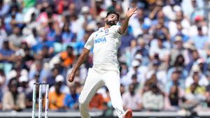 WTC Final 2023: విసిగిస్తున్న బ్యాటర్లు.. హైదరాబాద్ స్టైల్లో ధమ్కీ ఇచ్చిన సిరాజ్!