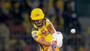 ఒత్తిడిలో చెలరేగాడు.. అతను టీమిండియాను శాసిస్తాడు: పాక్ దిగ్గజం