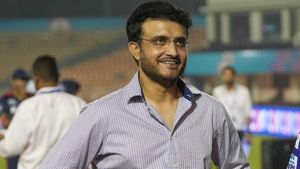 కోహ్లీ, పుజారాను రిటైర్ అవ్వాలనడం కరెక్ట్ కాదు: గంగూలీ