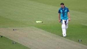 INDvsAUS రెండు పిచ్‌లు తయారు చేయించిన ఐసీసీ.. కారణం ఏంటంటే?