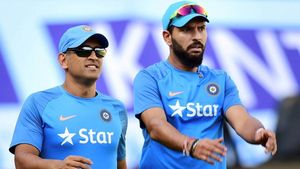 అందుకే యువరాజ్ సింగ్‌ను కాదని ధోనీని కెప్టెన్ చేశాం: మాజీ సెలెక్టర్