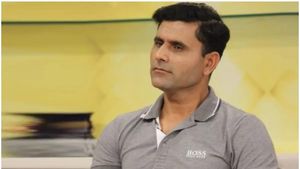 INDvsPAK: పాక్‌తో మ్యాచులంటే ఇండియాకు భయం.. పాక్ దిగ్గజం షాకింగ్ కామెంట్స్!