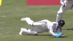 IND vs WI: ఇస్మార్ట్ ఇషాన్.. అరంగేట్రంలోనే అదిరిపోయే క్యాచ్! (వీడియో)