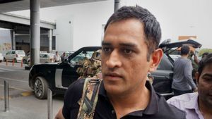 MS Dhoni : మరోసారి మంచి మనసు చాటుకున్న ధోనీ.. నెట్టింట వైరల్ అవుతున్న వీడియో!