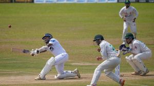 SL vs PAK: అదరగొట్టిన అబ్రర్.. చెలరేగిన నసీమ్ షా.. కుప్పకూలిన శ్రీలంక!