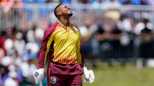 భారత్ తో వన్డేల కోసం.. ఆ బిగ్ హిట్టర్ కు పిలుపిచ్చిన విండీస్.. రెచ్చిపోతే దబిది దిబిదే!