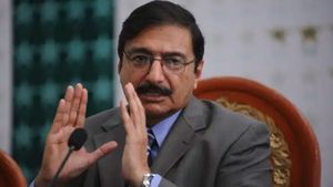 Asia Cup 2023: బౌలర్‌ను టాప్ బ్యాటర్ అనేశాడు.. క్రికెట్ బోర్డు చీఫ్ ఎలా అయ్యావ్?