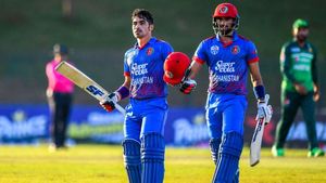 PAK vs AFG: తేలిపోయిన పాక్ బౌలర్లు.. భారీ స్కోర్ చేసిన అఫ్గాన్!