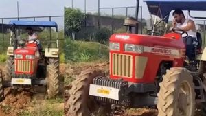 అందుకే వ్యవసాయం చేస్తున్నా: ధోనీ