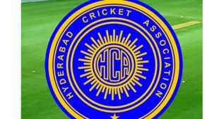 హెచ్‌సీఏ‌లో భారీ మోసం.. జట్టులో చోటు కోసం లక్ష వసూలు!