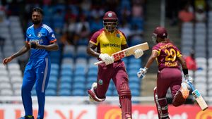 INDvsWI : చెలరేగిన బౌలర్లు.. తడబడిన విండీస్.. భారత్ ముందు ఓ మోస్తరు టార్గెట్!