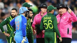 INDvsPAK: వరల్డ్ కప్‌లో పాల్గొనేందుకు పాక్ టీం రెడీ.. పాకిస్తాన్ ప్రభుత్వం గ్రీన్ సిగ్నల్!