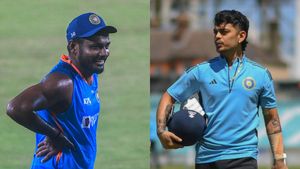 INDvsWI : సంజూ, కిషన్.. తొలి టీ20 ఆడేది ఎవరు?.. మాజీ లెజెండ్ ఎవరిని పిక్ చేసుకున్నాడంటే?